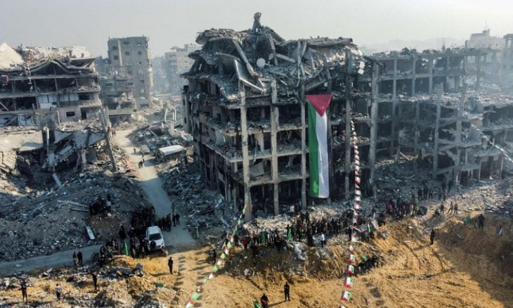 إسرائيل تجوع سكان غزة وتقرع طبول الحرب من جديد
